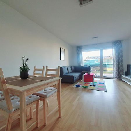 Near Lake One Bedroom Cute Apartment เวียนนา ภายนอก รูปภาพ
