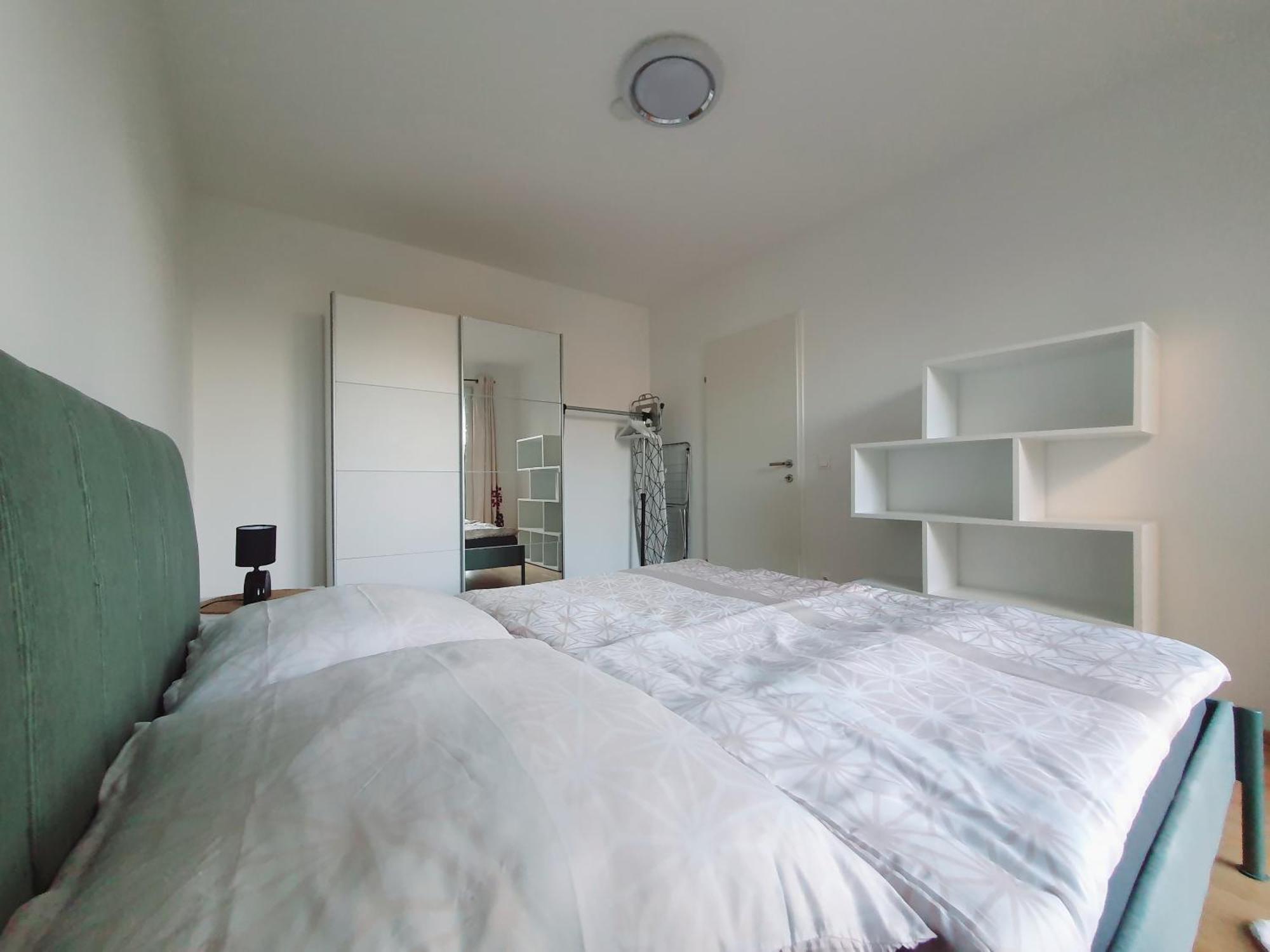 Near Lake One Bedroom Cute Apartment เวียนนา ภายนอก รูปภาพ